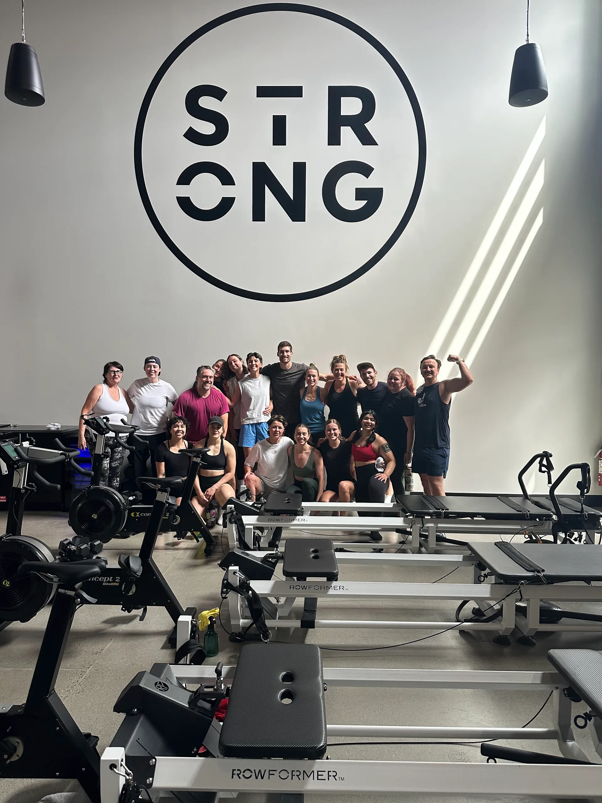Members training together at STRONG Kelowna